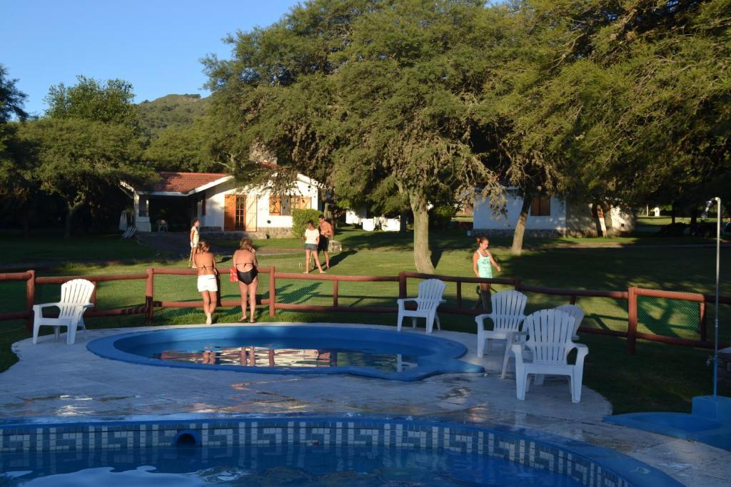 Cabanas Los Algarrobos ビジャ・ヘネラル・ベルグラーノ エクステリア 写真